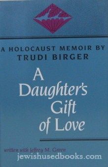 A Daughter's Gift of Love [Hardcover]